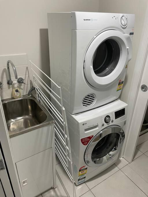 Ocean View Apartment Townsville